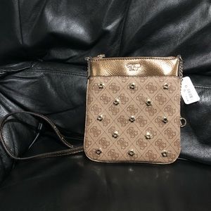 Guess Flat Crossbody